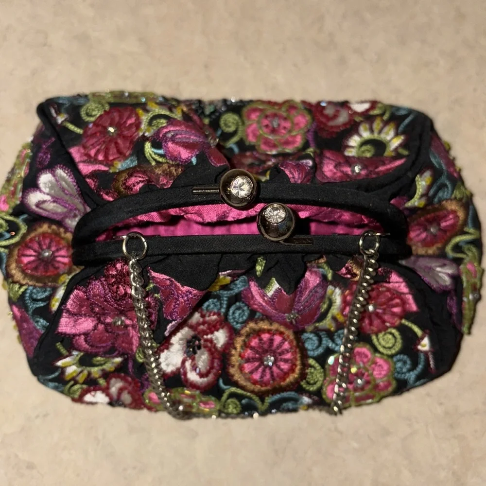 Vera Bradley Kisslock Purse - Picture 5 of 7